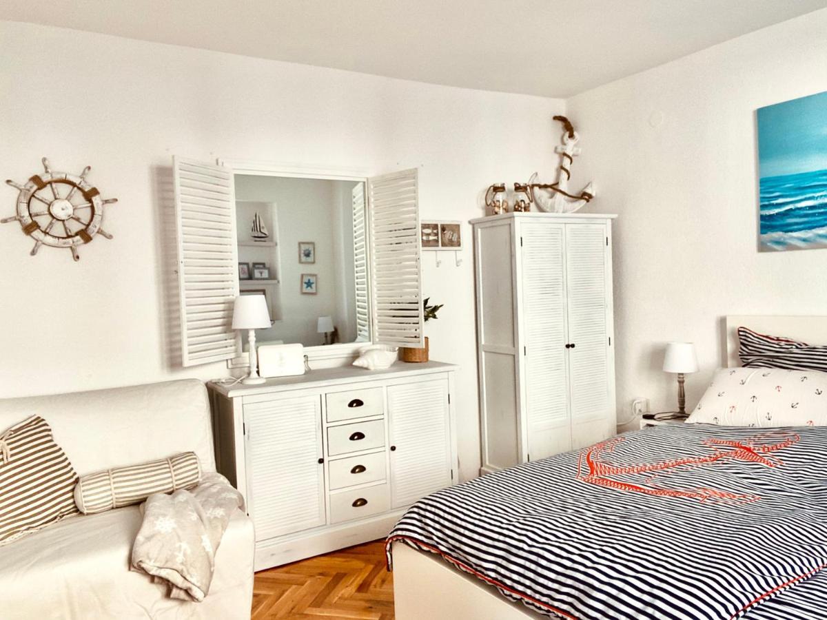 Family House Kastela Home Between Split And Trogir エクステリア 写真