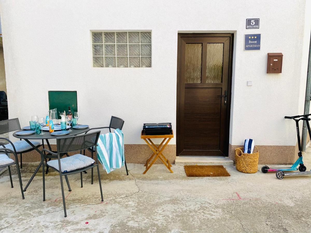 Family House Kastela Home Between Split And Trogir エクステリア 写真