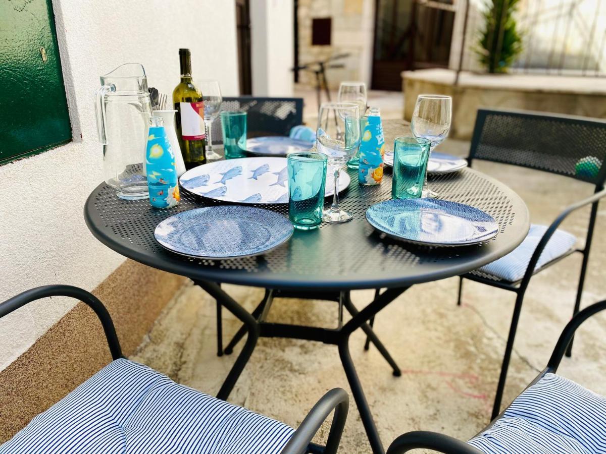Family House Kastela Home Between Split And Trogir エクステリア 写真