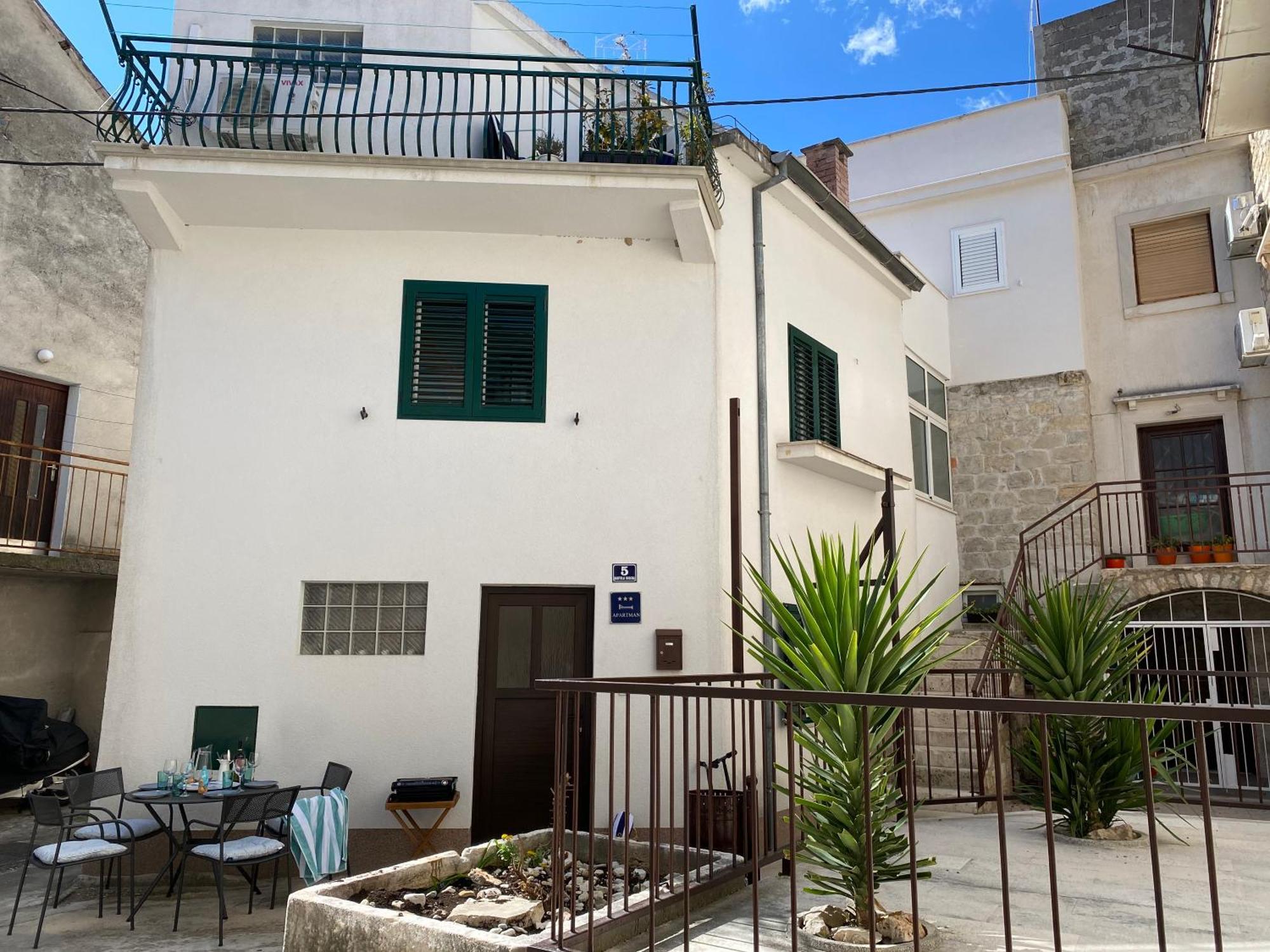 Family House Kastela Home Between Split And Trogir エクステリア 写真