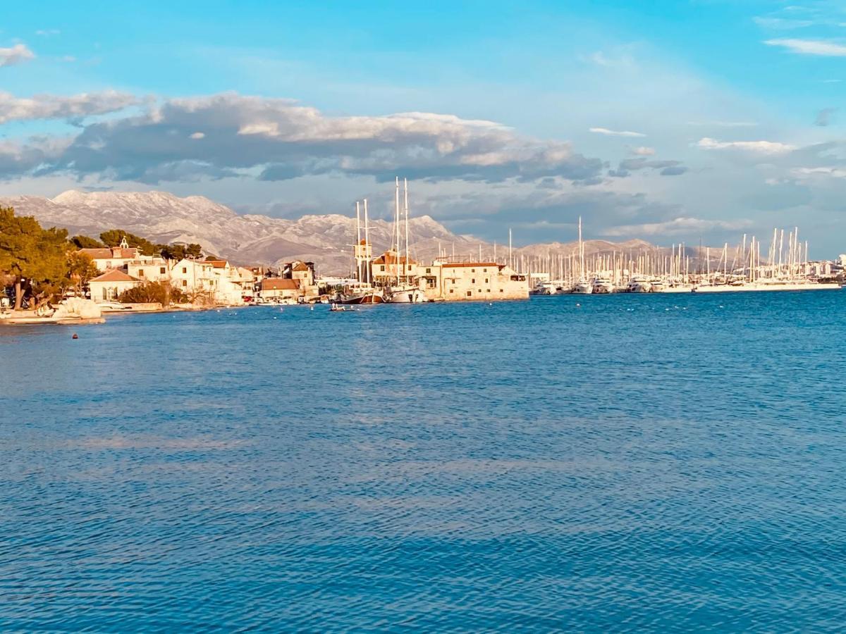 Family House Kastela Home Between Split And Trogir エクステリア 写真